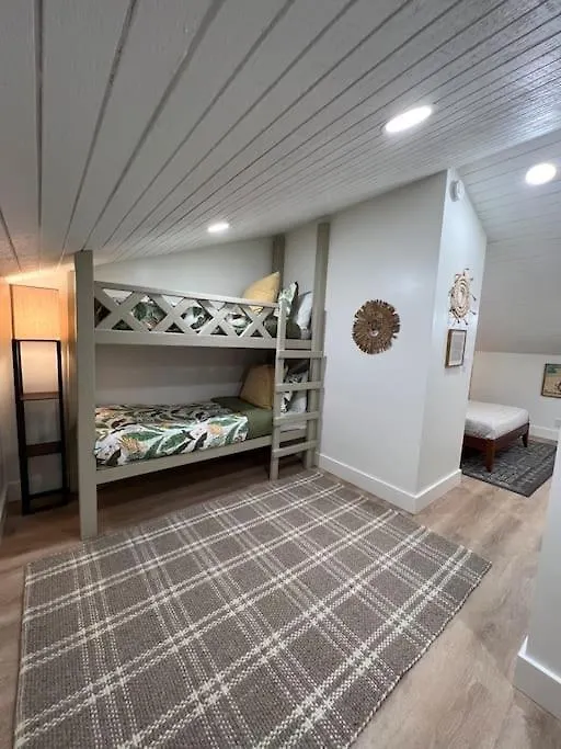 Holiday home Walk To Beach, Pool, Tennis, Golf, Restaurants, Ac -Turtle Bay Hideaway Kahuku